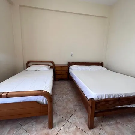 Dhoma Plazhi Husi Apartment Borsh Exterior photo