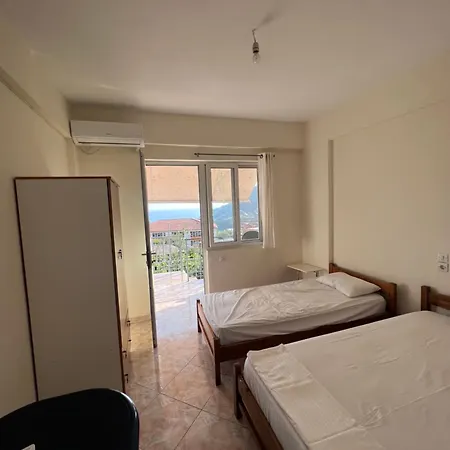 Dhoma Plazhi Husi Apartment Borsh Exterior photo