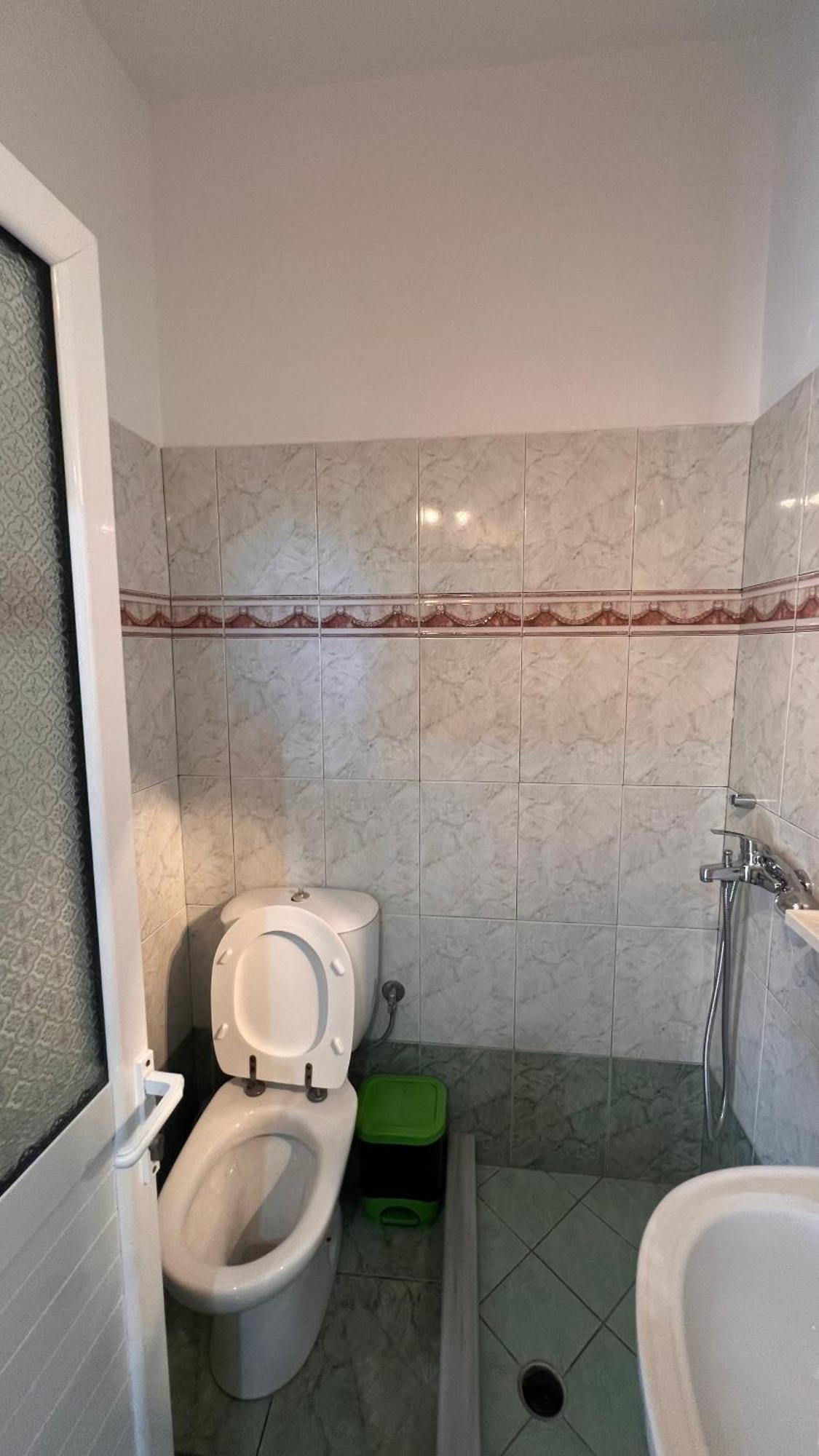 Privatunterkunft Dhoma Plazhi Husi